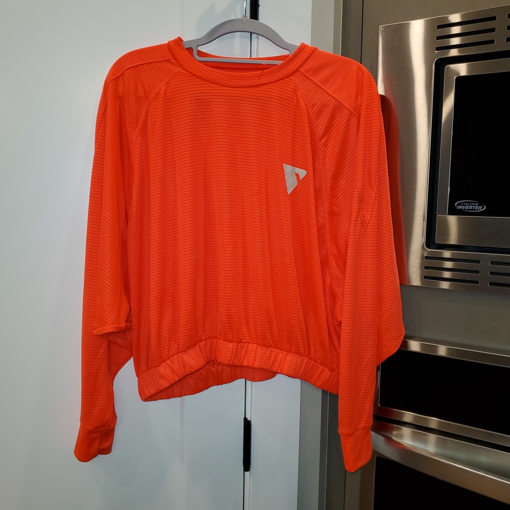 YAS Sport Vibrant Long Sleeve Athletic Top